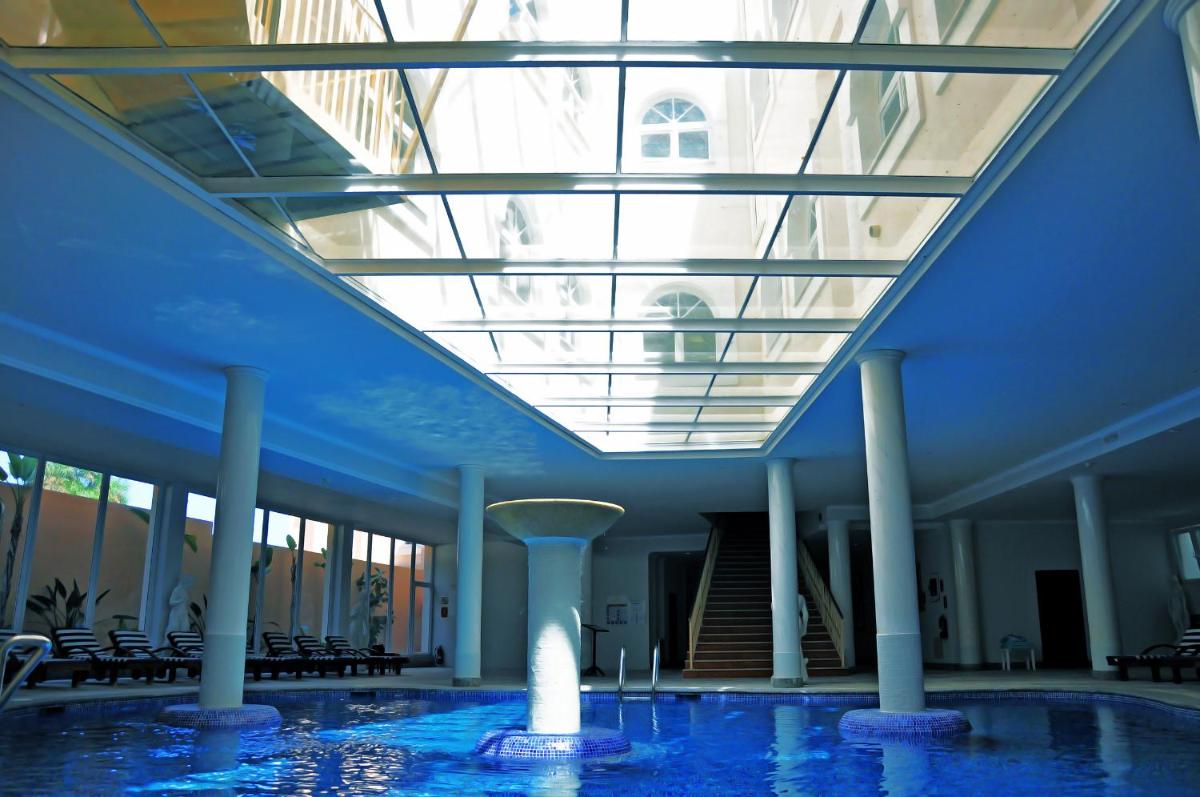 Piscina en o cerca de Grand Hotel Palladium Santa Eulalia del Río
