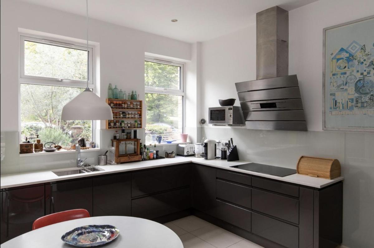 Crystal House - Housity