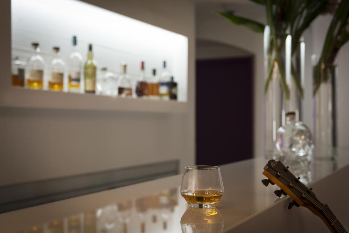 Boissons dans l'établissement SOZO Hotel