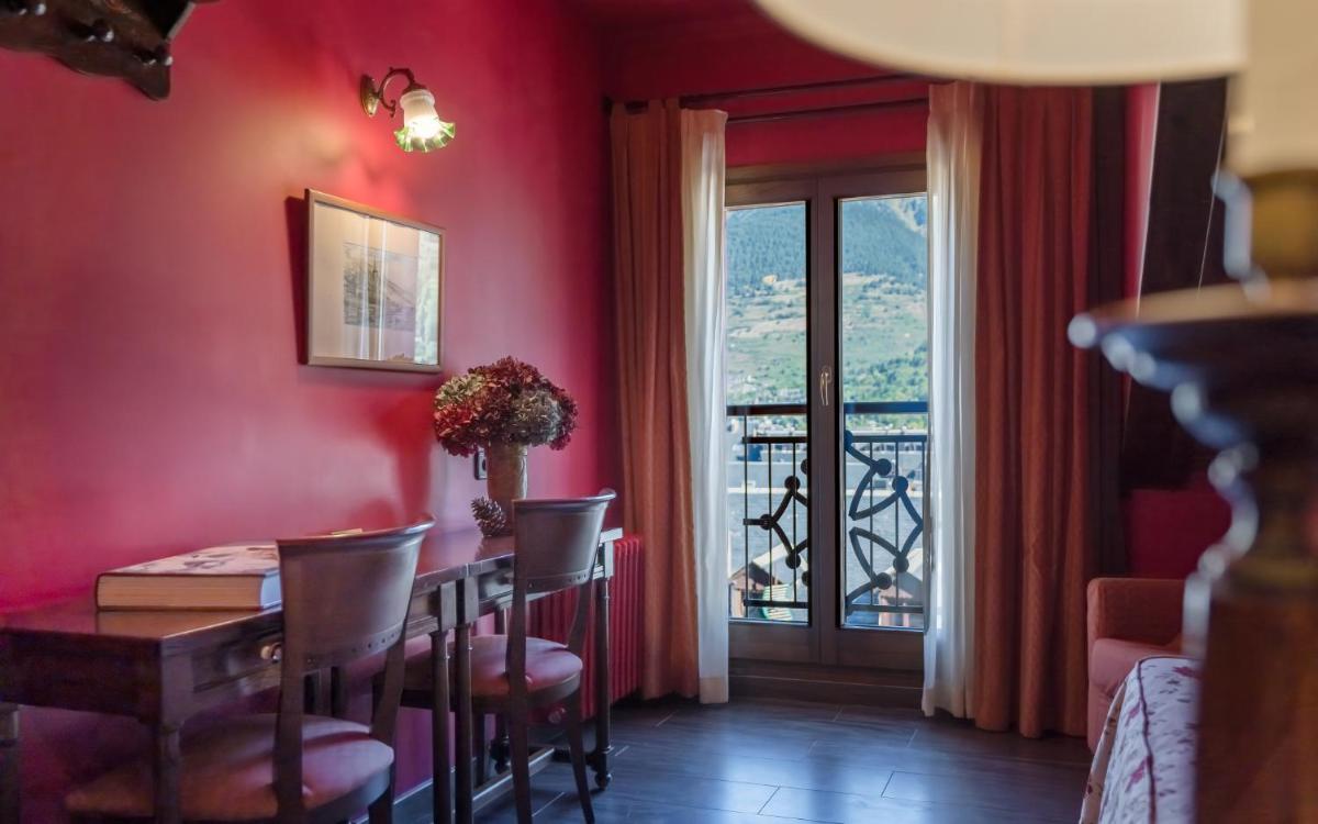 Un balcón o terraza de Hotel Aran La Abuela