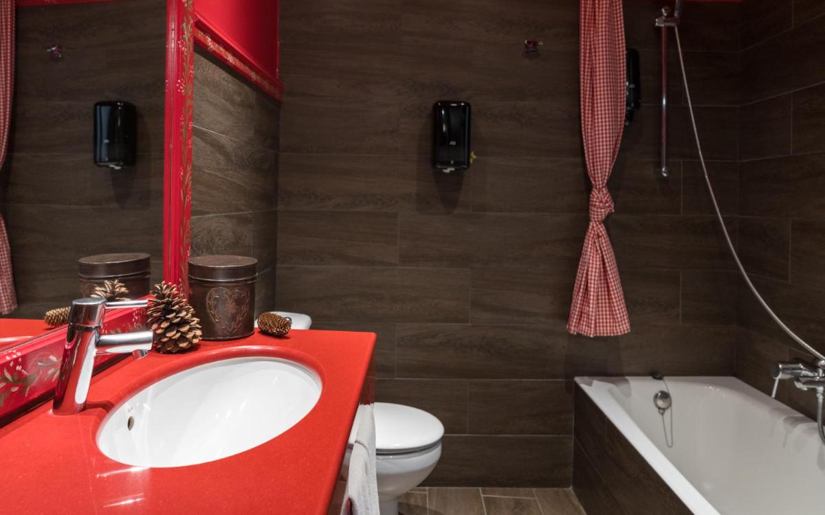 Un baño de Hotel Aran La Abuela
