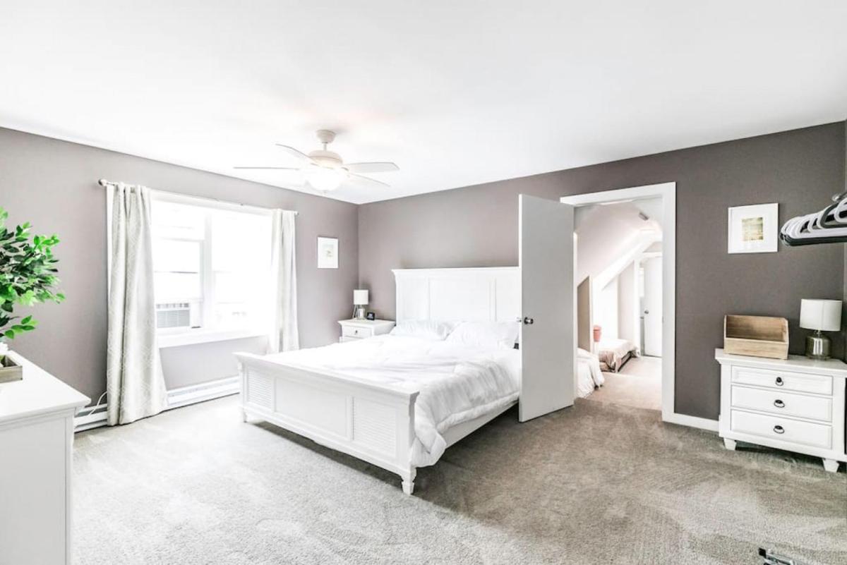 Blue Heron Way Family vacation by Sylvan Beach - Housity