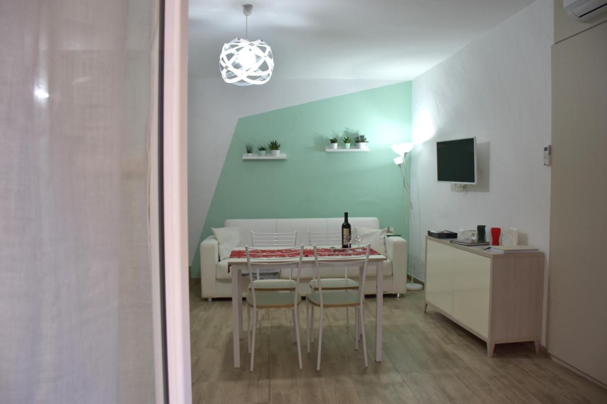 Alessia House - Housity
