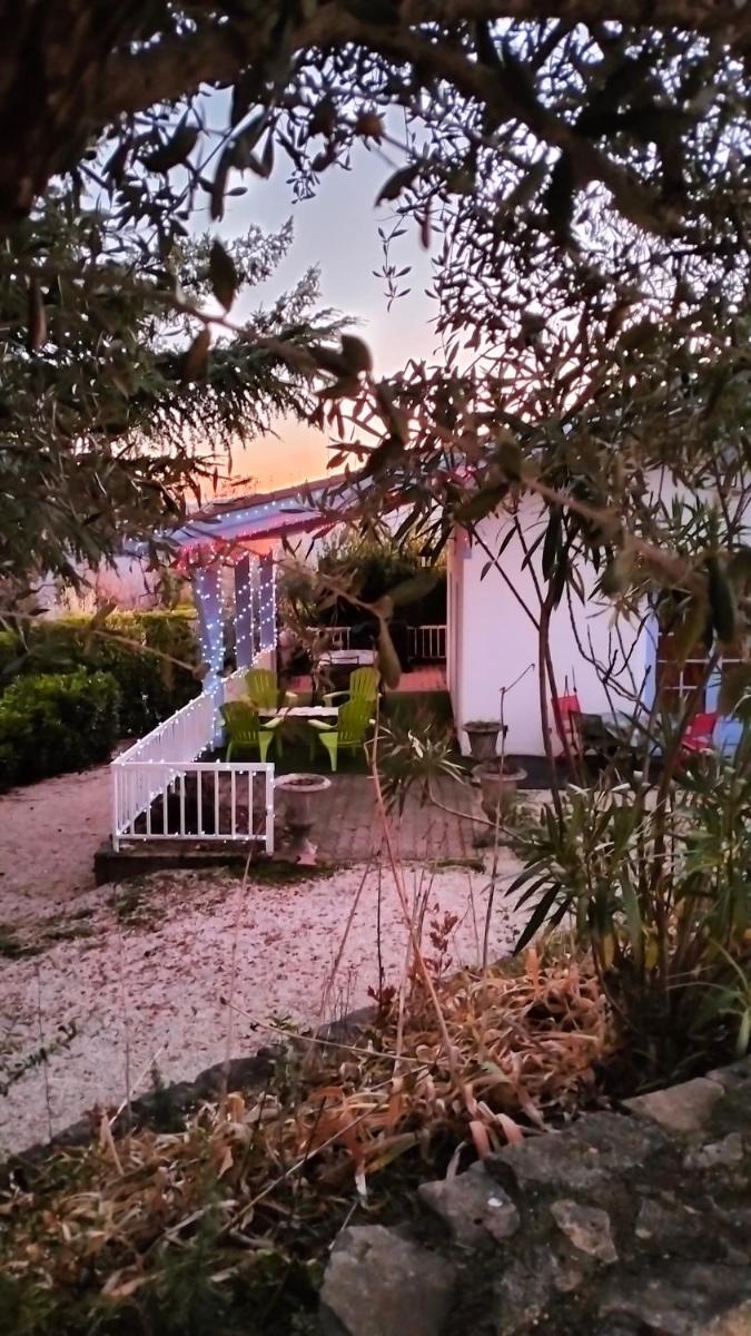 Tikazéla - Domaine Ombre et Lumière - Housity