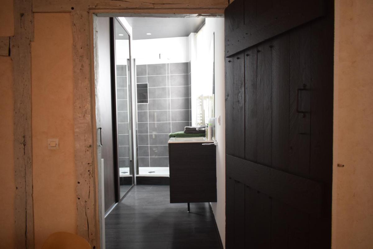 Le Petit Vauluisant Troyes Centre Historique, Charmant Duplex - Housity