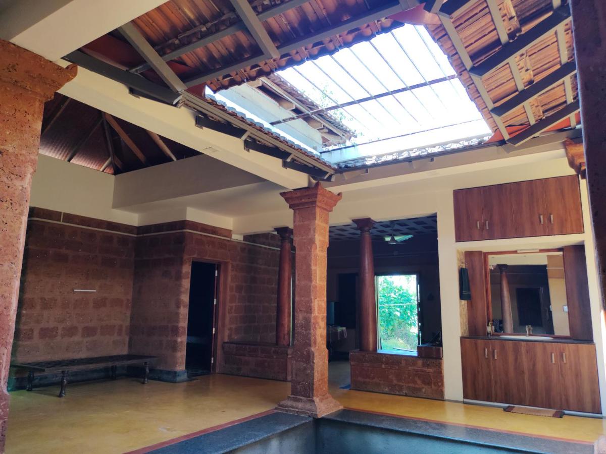 Chithira Homestay (Kerala traditional mud house) - Housity