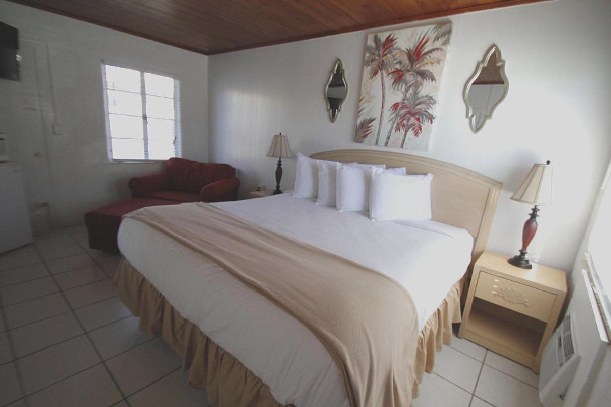 Island Breeze Inn - Venice - Housity
