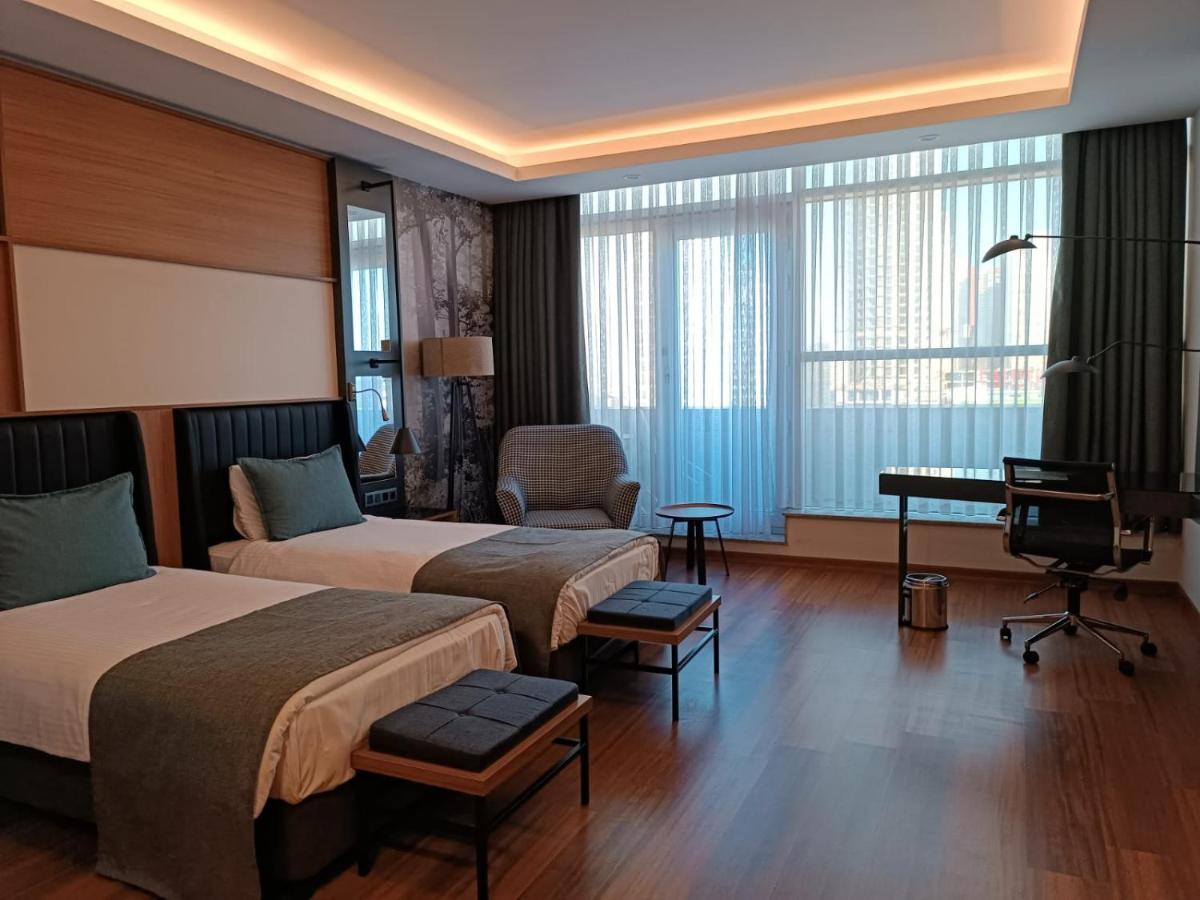 Expoist Hotel - Housity
