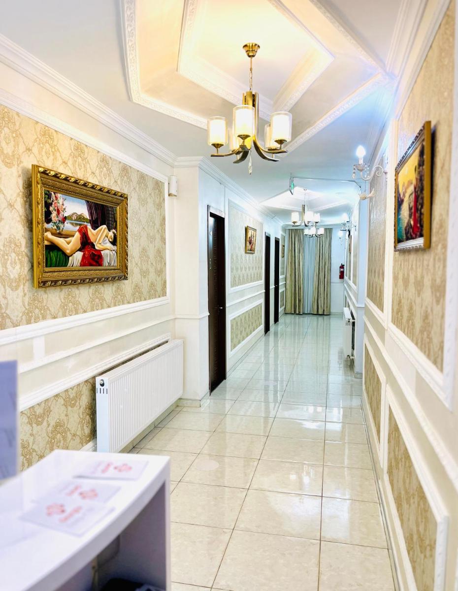 Georgian Palace Hotel - Housity