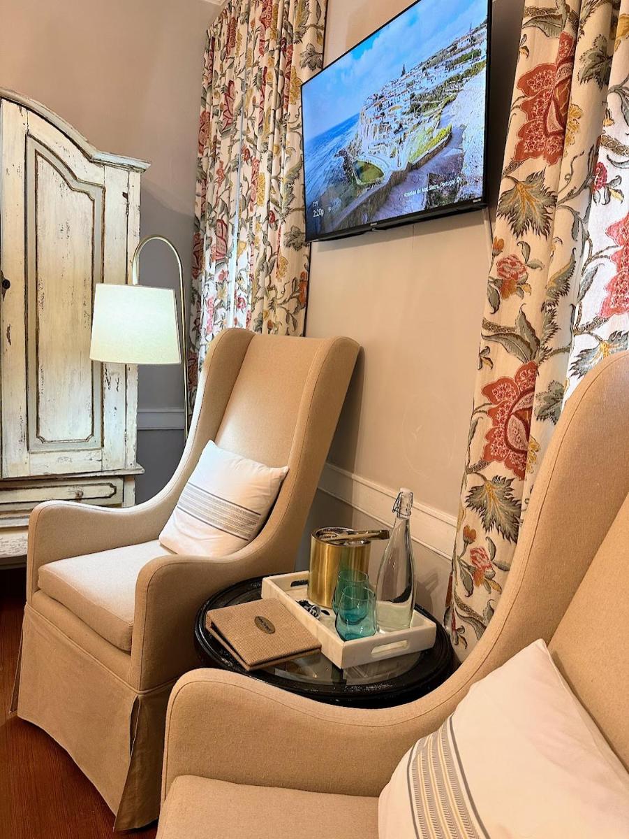 Bijou Boutique Inn - Housity
