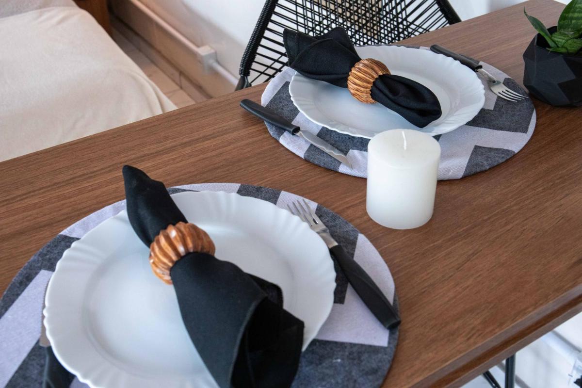 Container Guest House - Housity