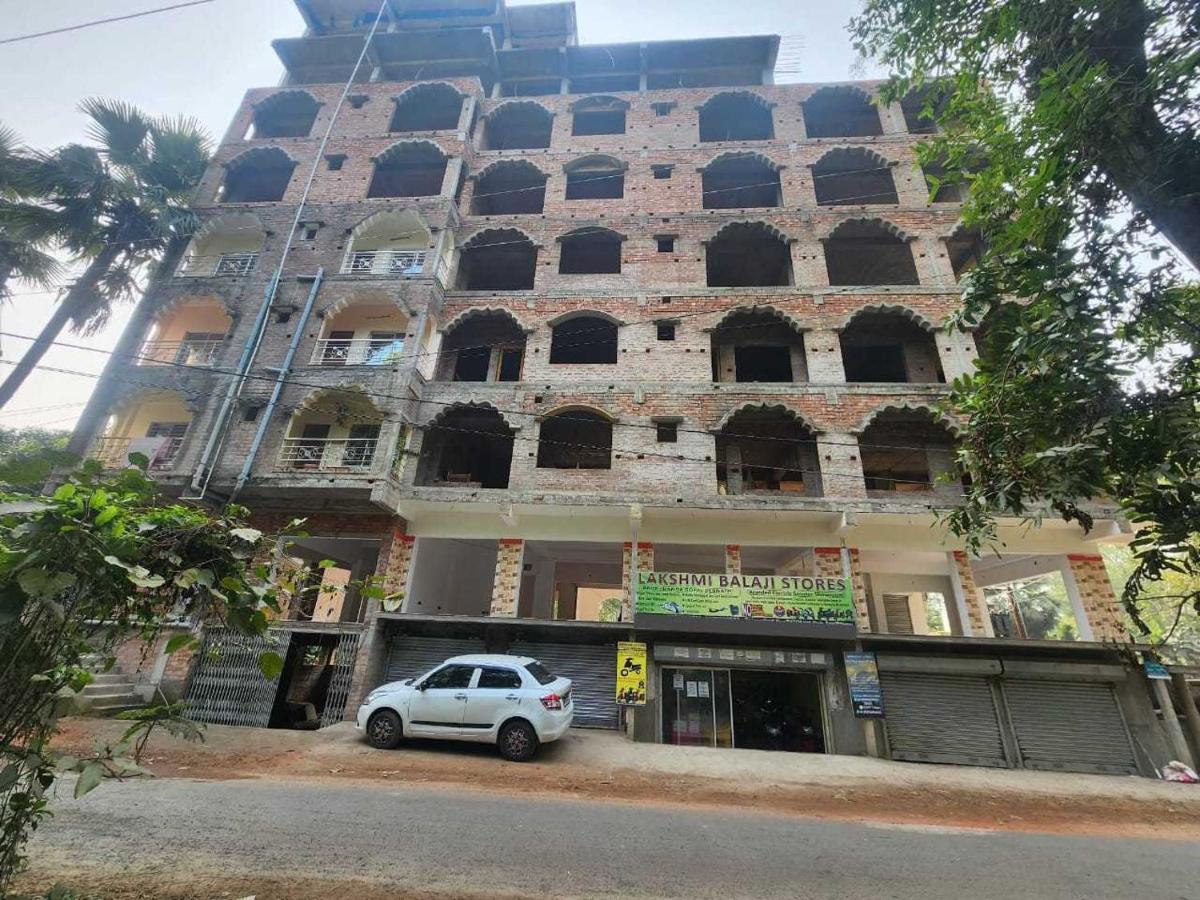 Hotel O Radha Gopikanta Guest House - Housity