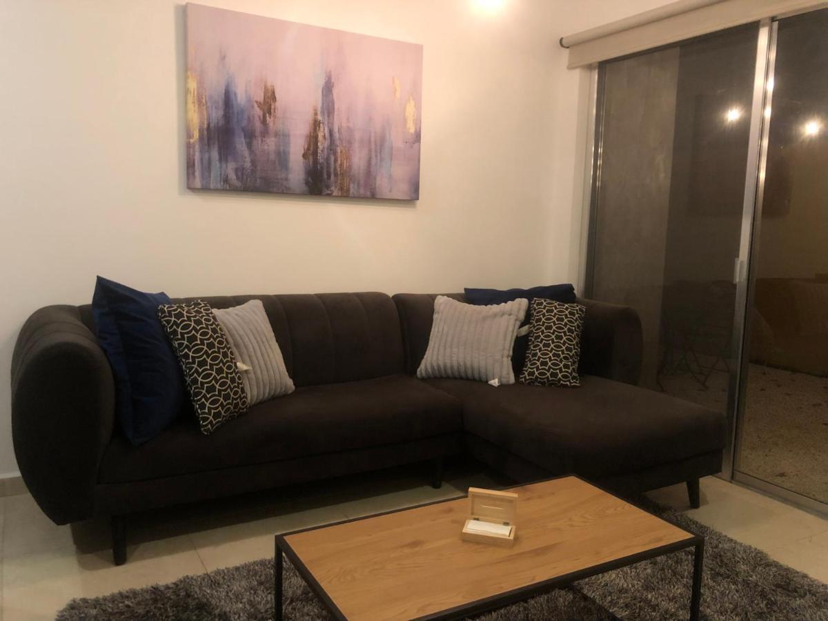 Hotel Suites REYVAJ - Housity