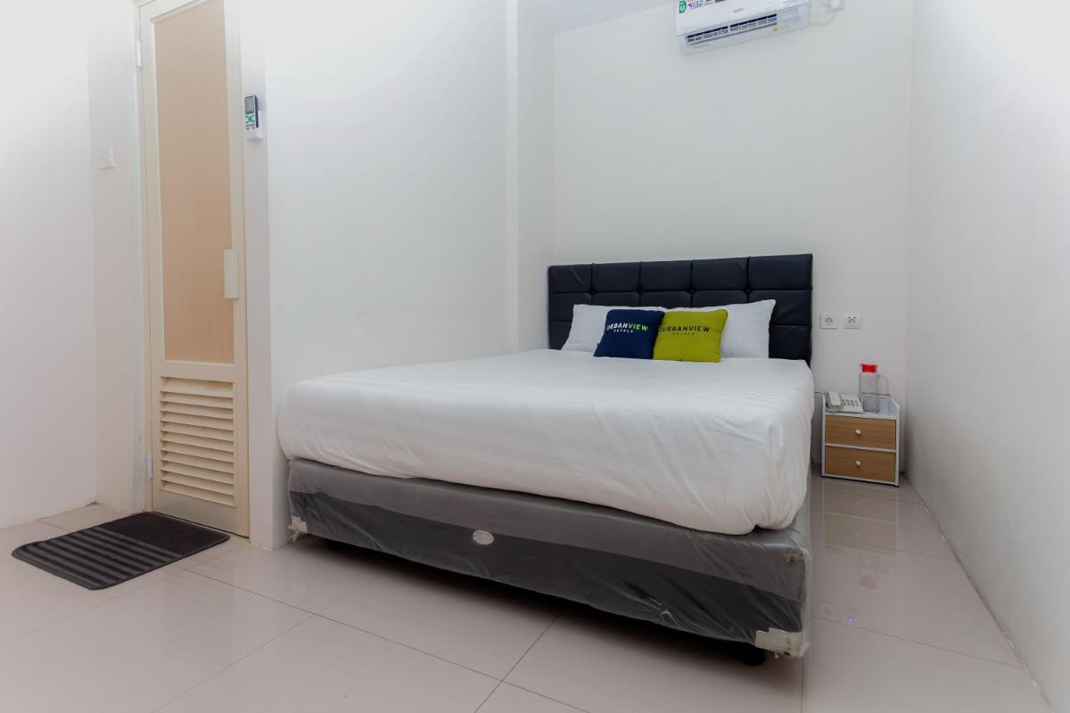 Urbanview Hotel Priority Samarinda by RedDoorz - Housity