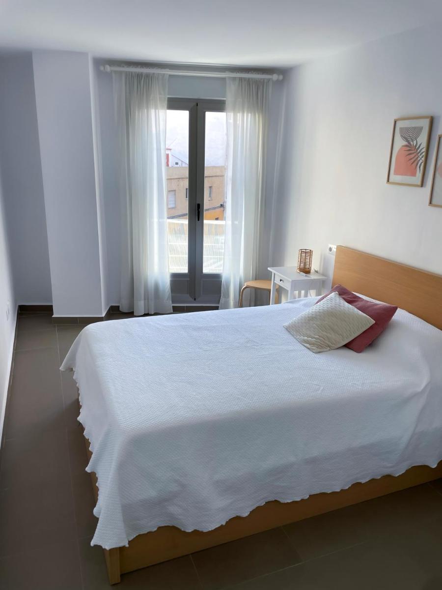 Habitaciones privadas con baño en piso céntrico Gandía - Housity