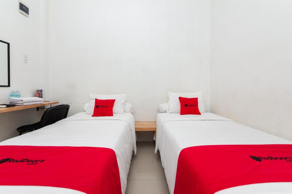 RedDoorz Syariah near RSUD Zainoel Abidin Banda Aceh - Housity