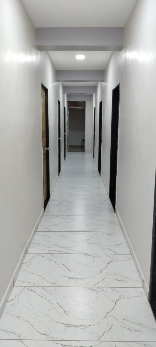 HOTEL DIAMOND GEST HOUSE - Housity