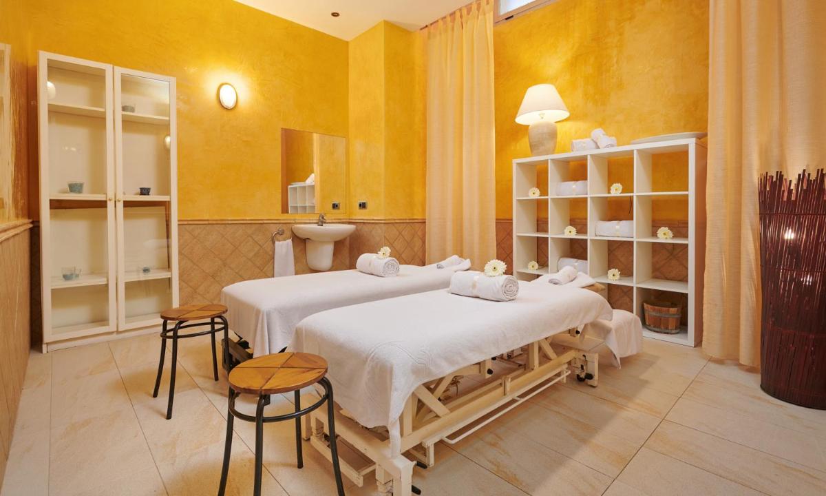 Cama o camas de una habitación en Grupotel Gran Vista & Spa