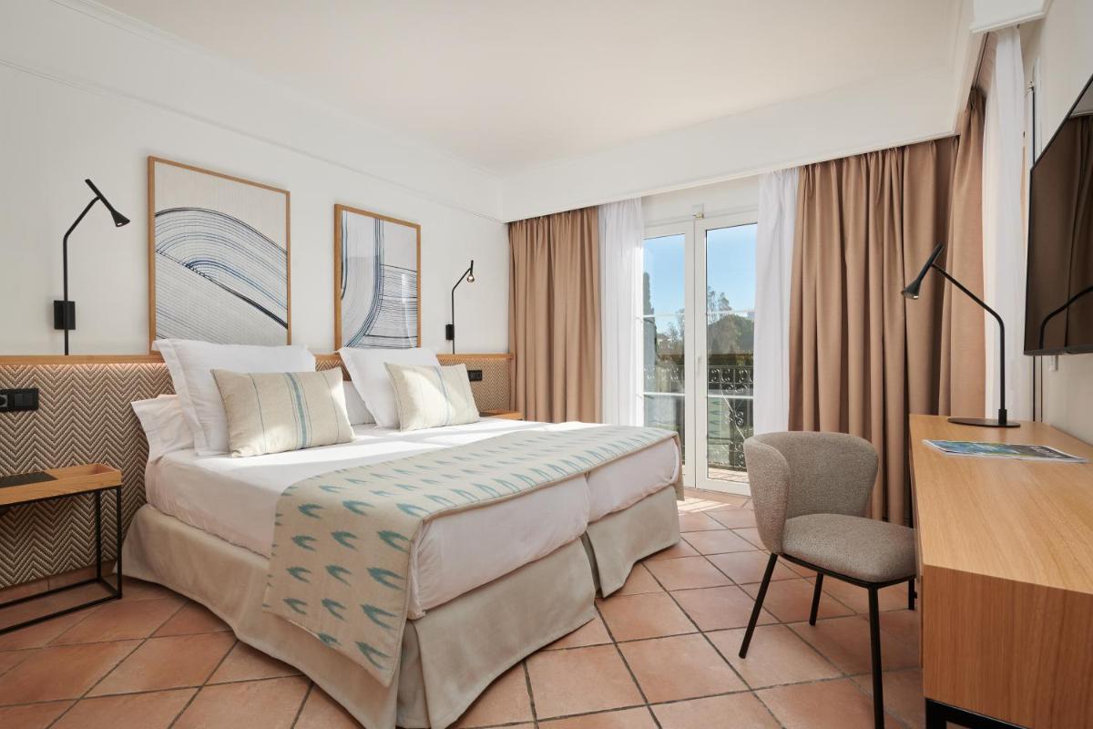 Cama o camas de una habitación en Grupotel Gran Vista & Spa