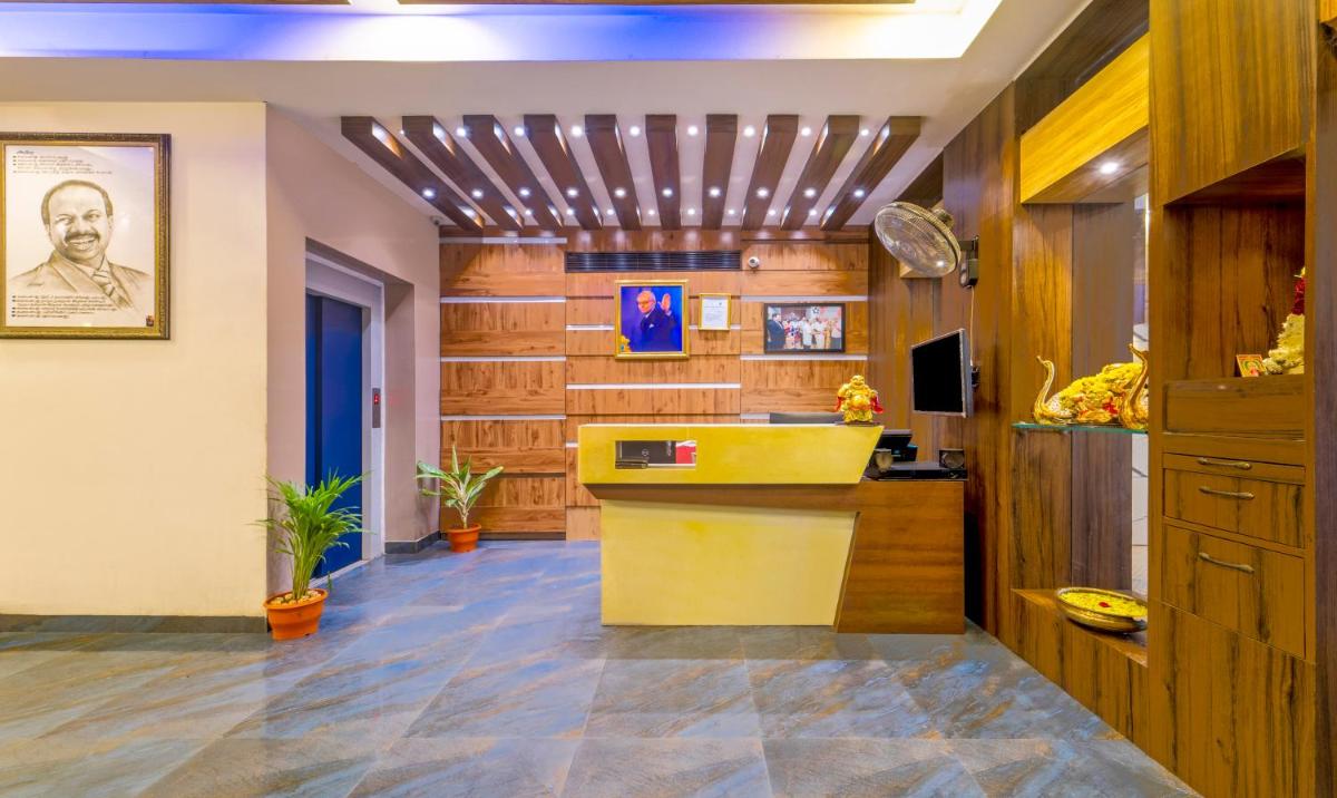 Treebo Trend Golden Swan Airport Free Pick & Drop - Housity