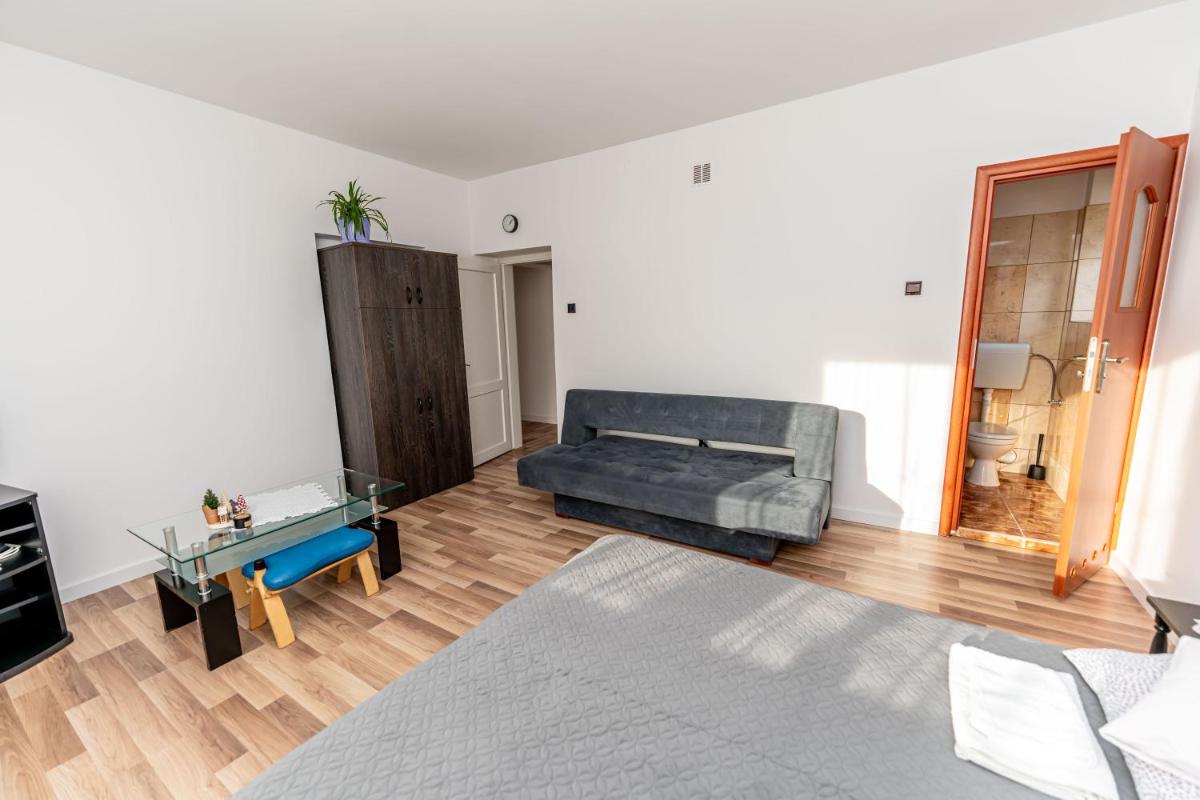 Resia - Housity