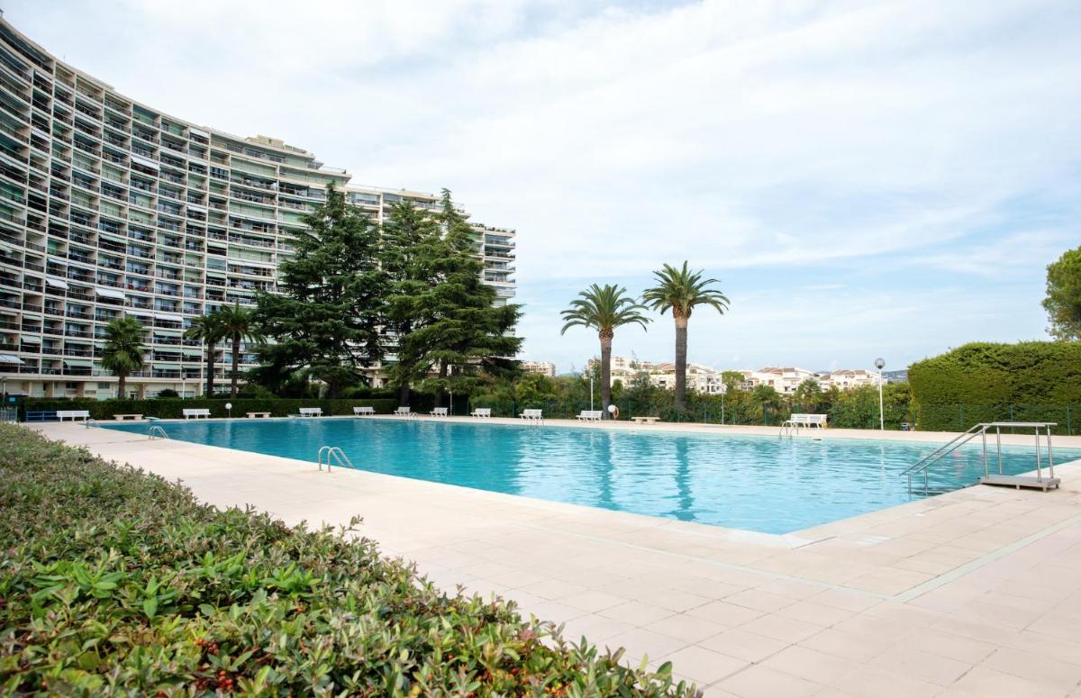 Cannes Marina suite vue mer - Housity