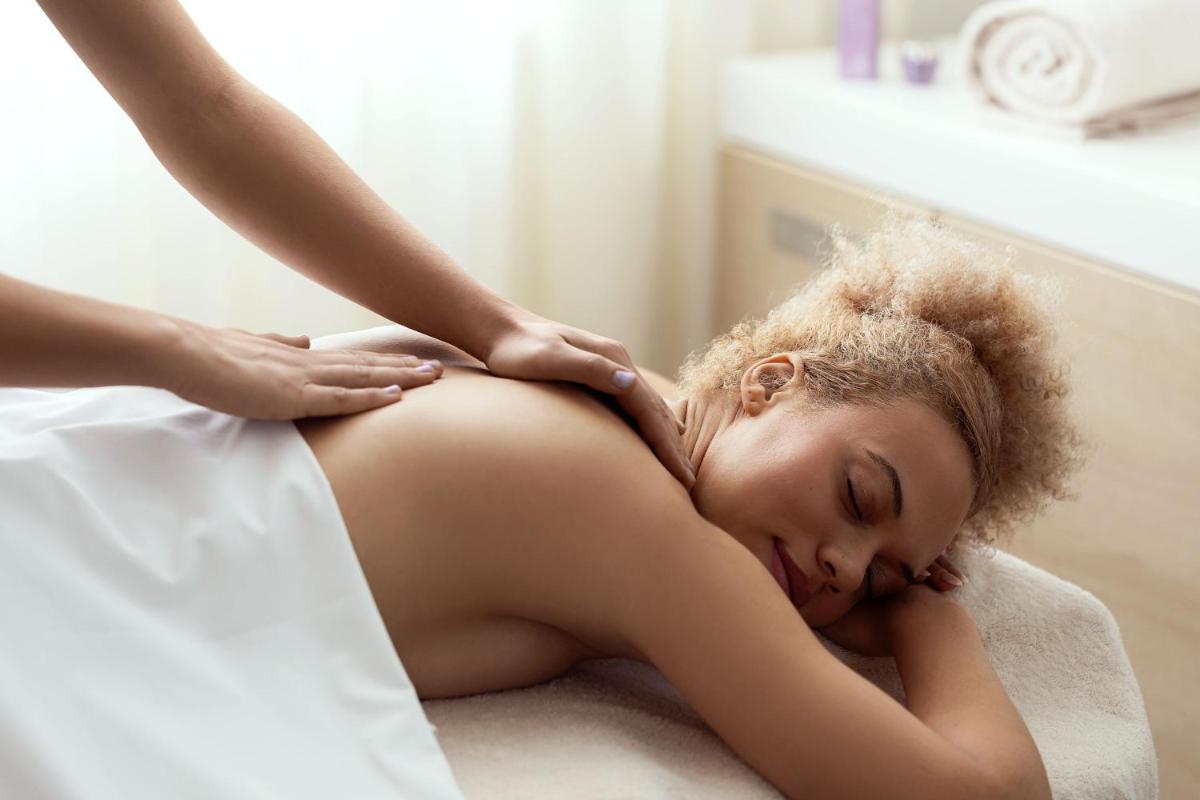 Spa und/oder Wellnesseinrichtungen in der Unterkunft Roomers Berlin Steinplatz, Autograph Collection