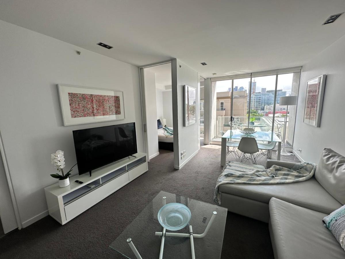 Adele Apartment Hotel East Melbourne - Housity