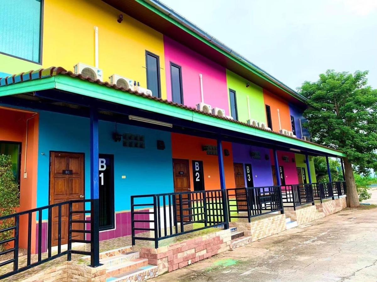 Kruachokhai Hotel & Resort - Housity