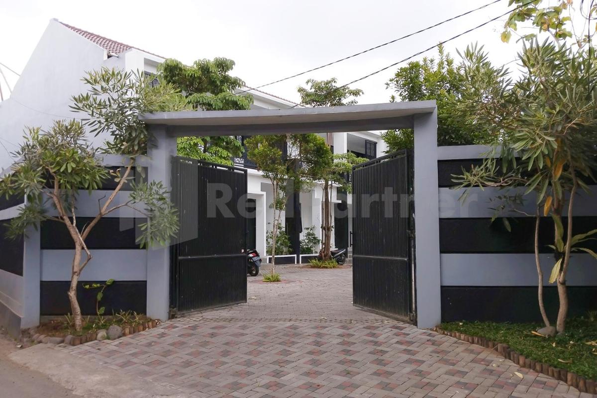 Khayrizsan Premium Mitra RedDoorz - Housity
