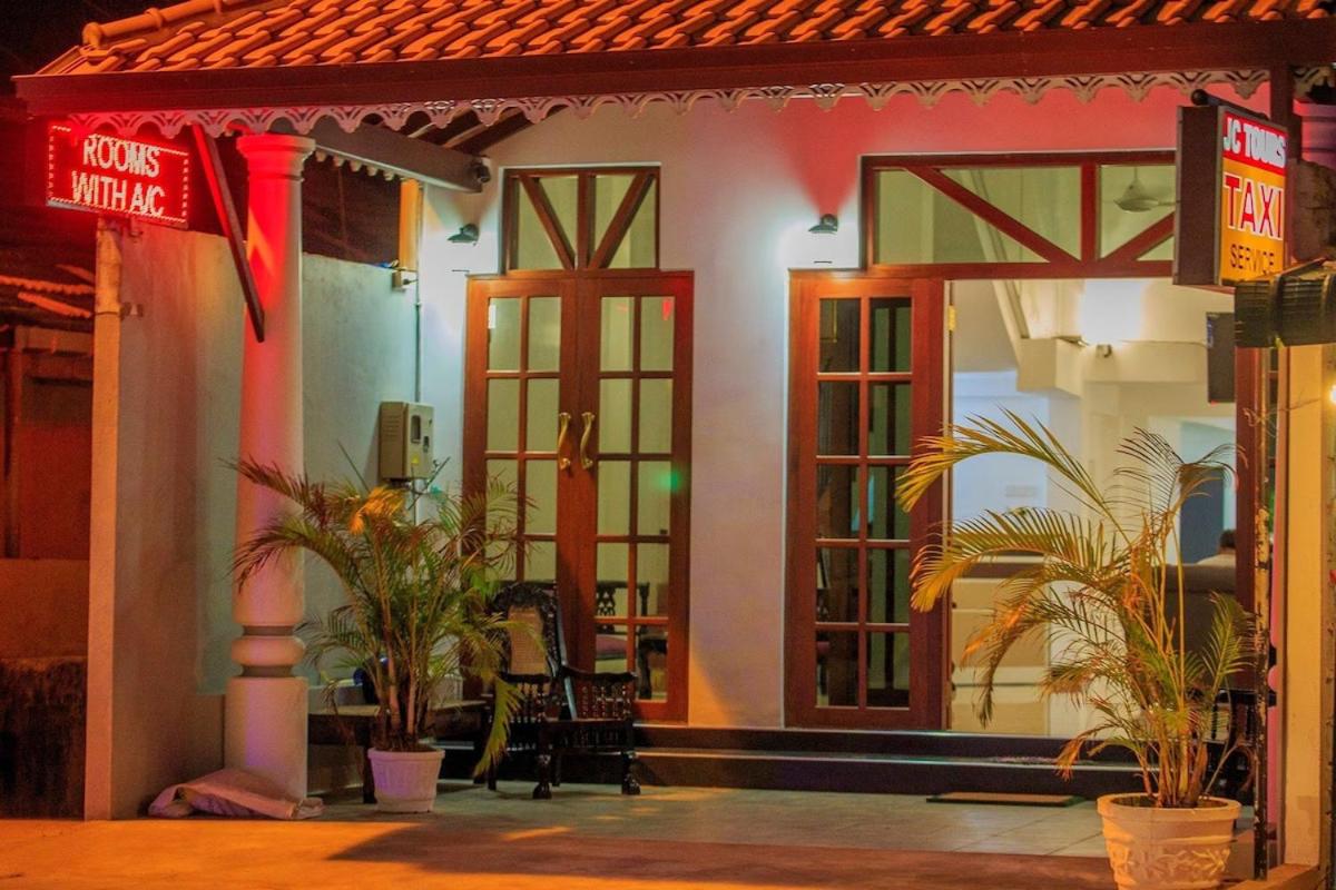 Ruki Rest Inn - Housity