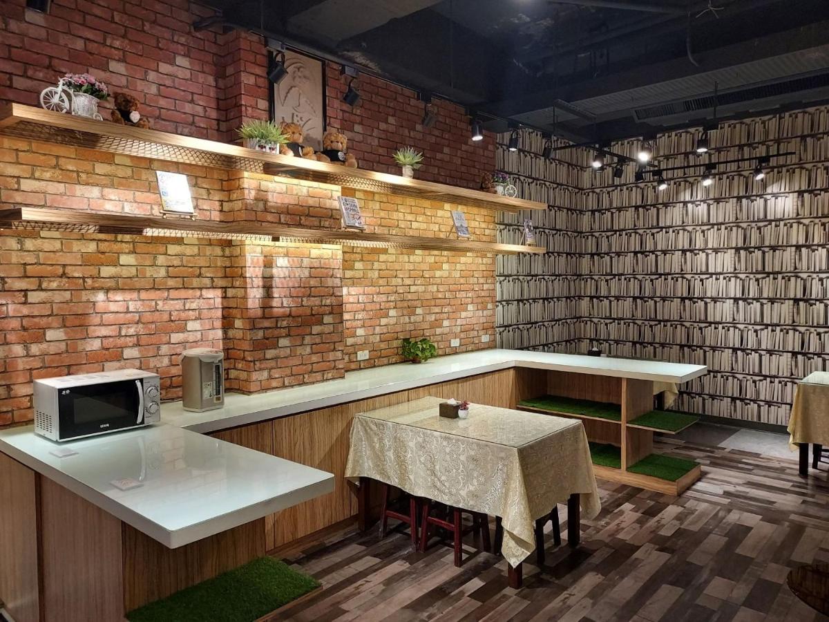 蓮園旅舘-桃園店 - Housity