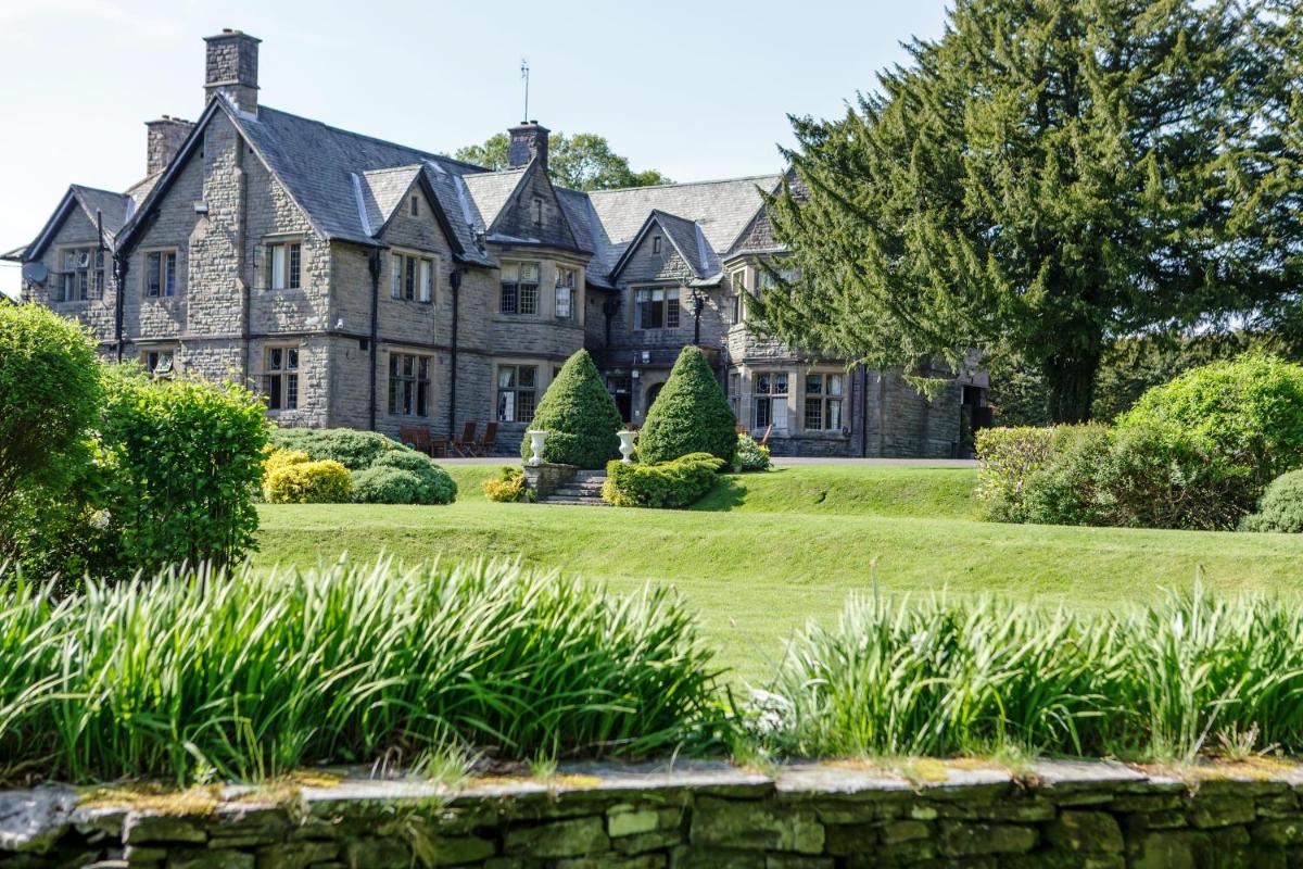 Maes Manor Country Hotel - Housity