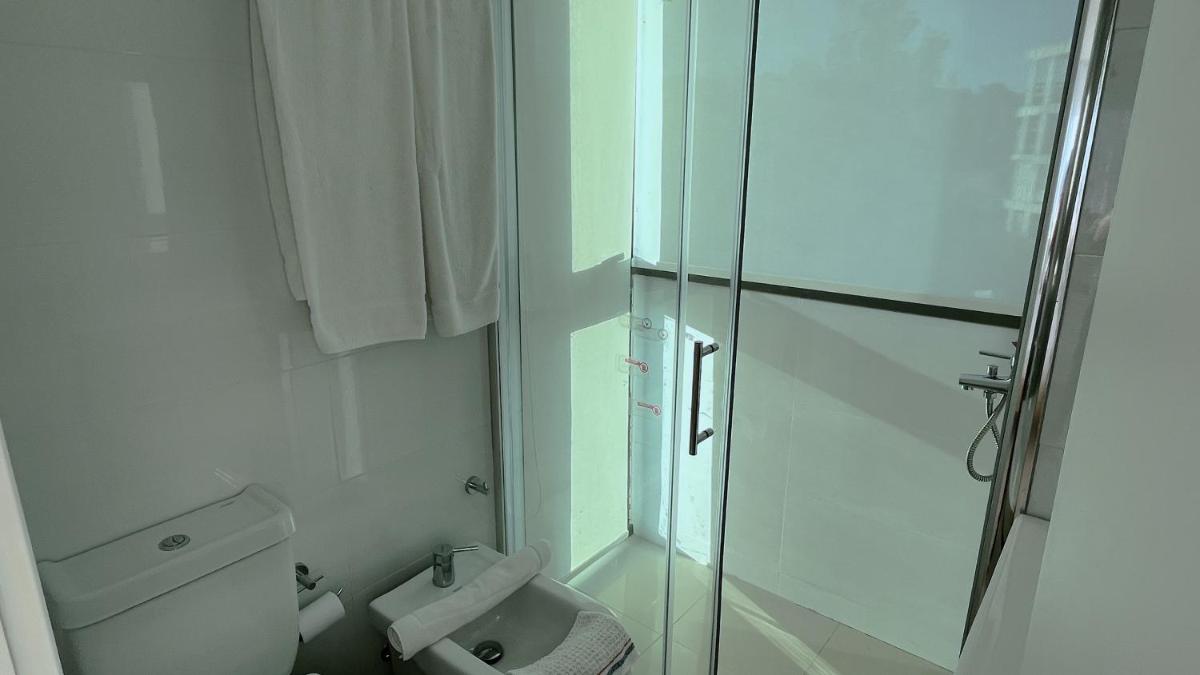 SYRAH Premium B1 - Piscina privada con vista al mar by depptö - Housity