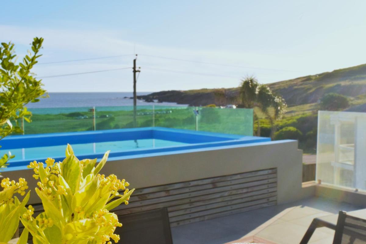 SYRAH Premium B1 - Piscina privada con vista al mar by depptö - Housity