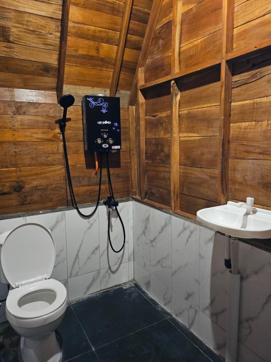 Luxury Wooden House - Housity