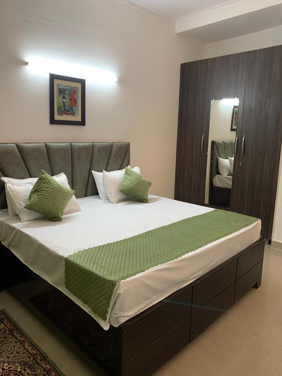 LUXURY VILLAS GREATER NOIDA - Housity