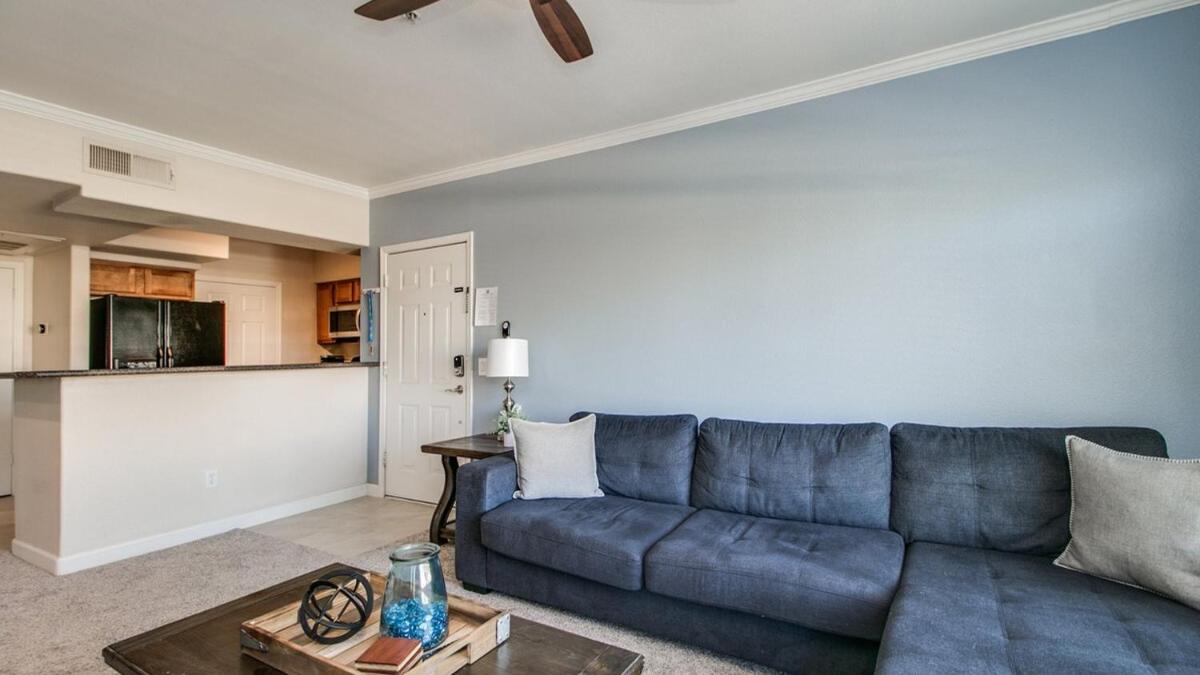 Remodeled 1 Bdrm Condo in North Scottsdale - Housity