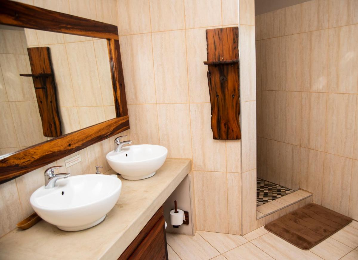 Sweni Lodge 91 Mjejane Kruger Park - Housity