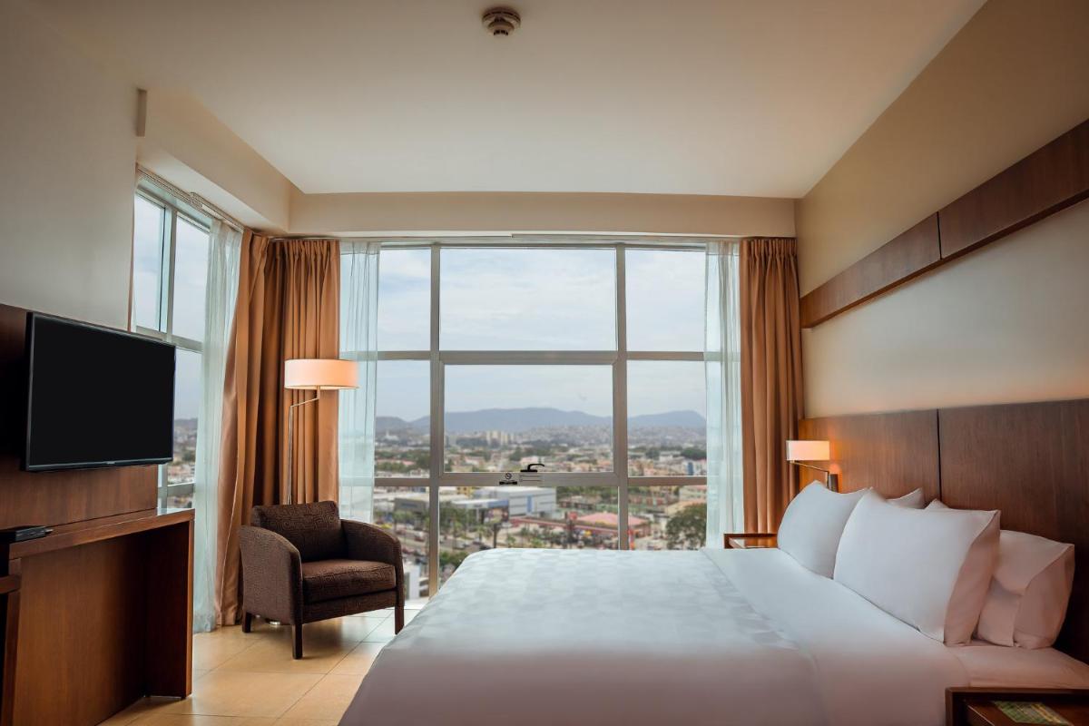 Holiday Inn Guayaquil Airport, an IHG Hotel - Housity