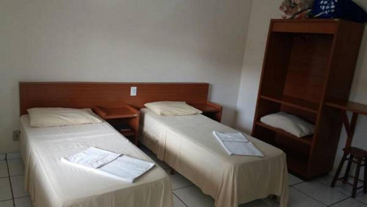 Hotel Gold Fish - Housity