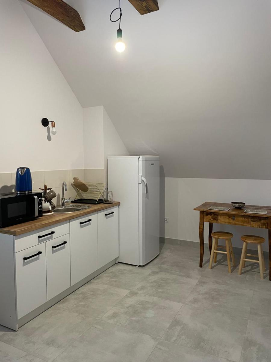 Nad Potokiem - Housity