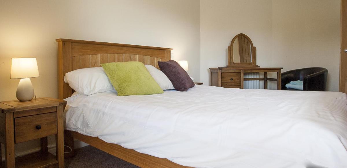 Riverside Apartments - Housity