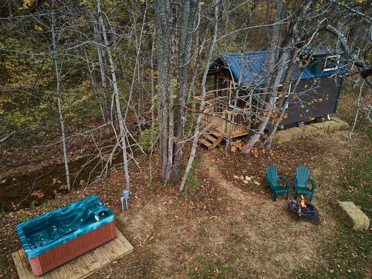 Creekwalk Inn Bed and Breakfast with Cabins - Housity