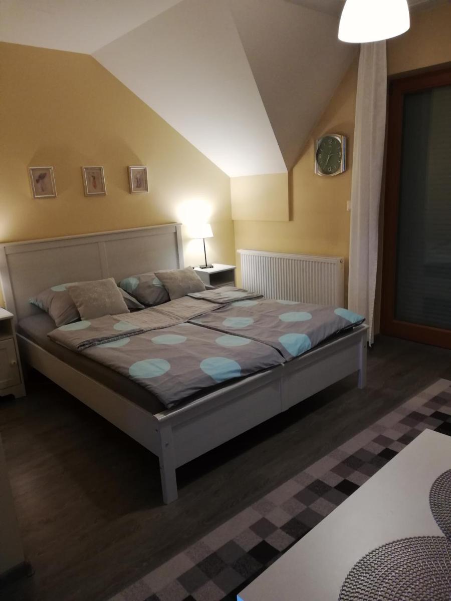 Pokoje Gościnne u Joli - Housity