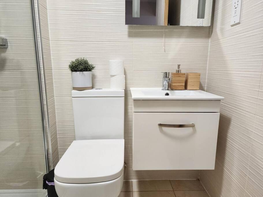 Horizon House, Luxury 2-Bedroom Flat 3 - Housity