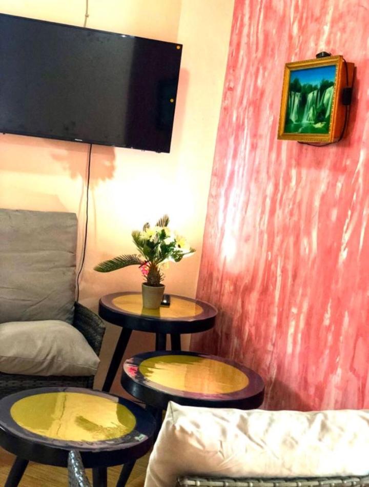 Suitetrails - Sarf travelers motel