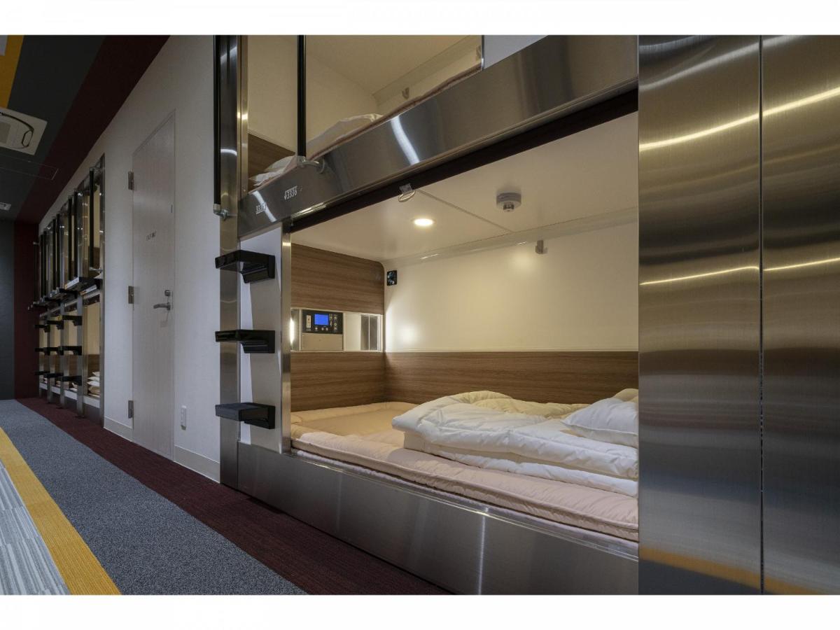Capsule Hotel J Garden Shin-Osaka - Housity