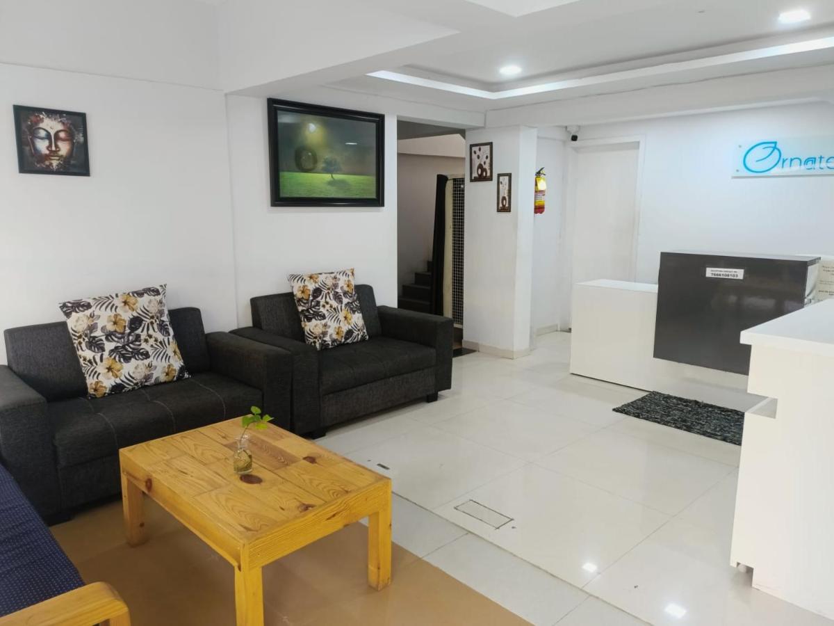Cosy Room in Ranveer Studio - Housity