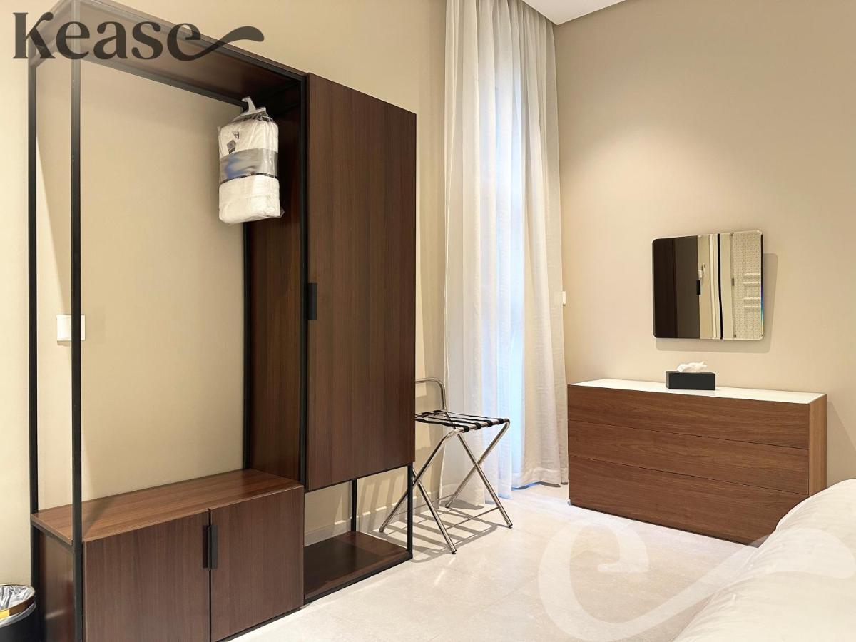 Kease Hittin O-3 Lusso Najd AX26 - Housity